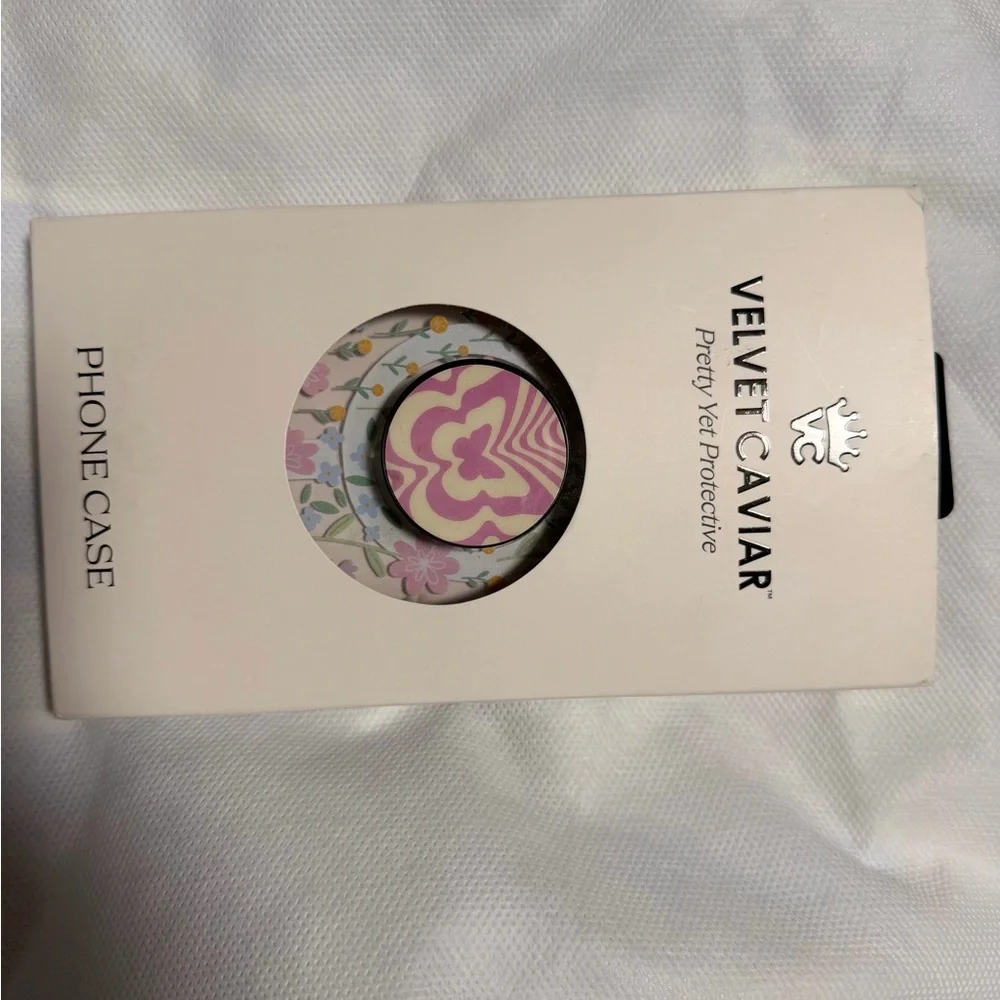 Velvet Caviar Pink and Purple Floral Phone Grip